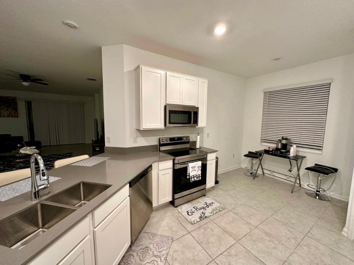 대번포트 Grand Family Deluxe 4Br House Near Disney Parks 빌라 외부 사진