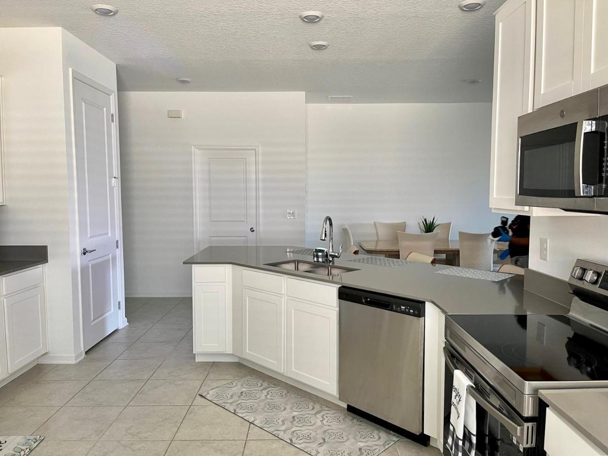 대번포트 Grand Family Deluxe 4Br House Near Disney Parks 빌라 외부 사진