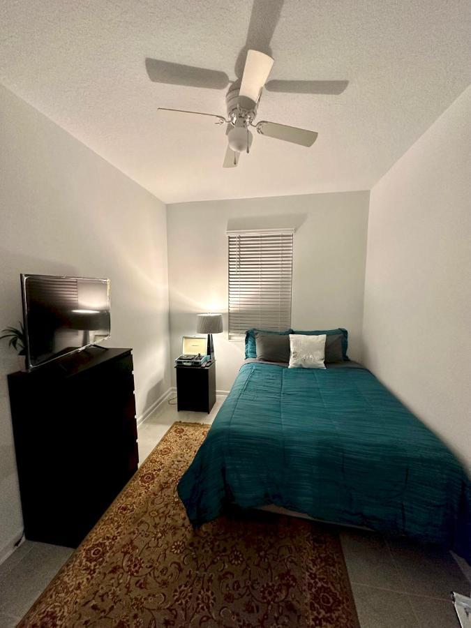 대번포트 Grand Family Deluxe 4Br House Near Disney Parks 빌라 외부 사진